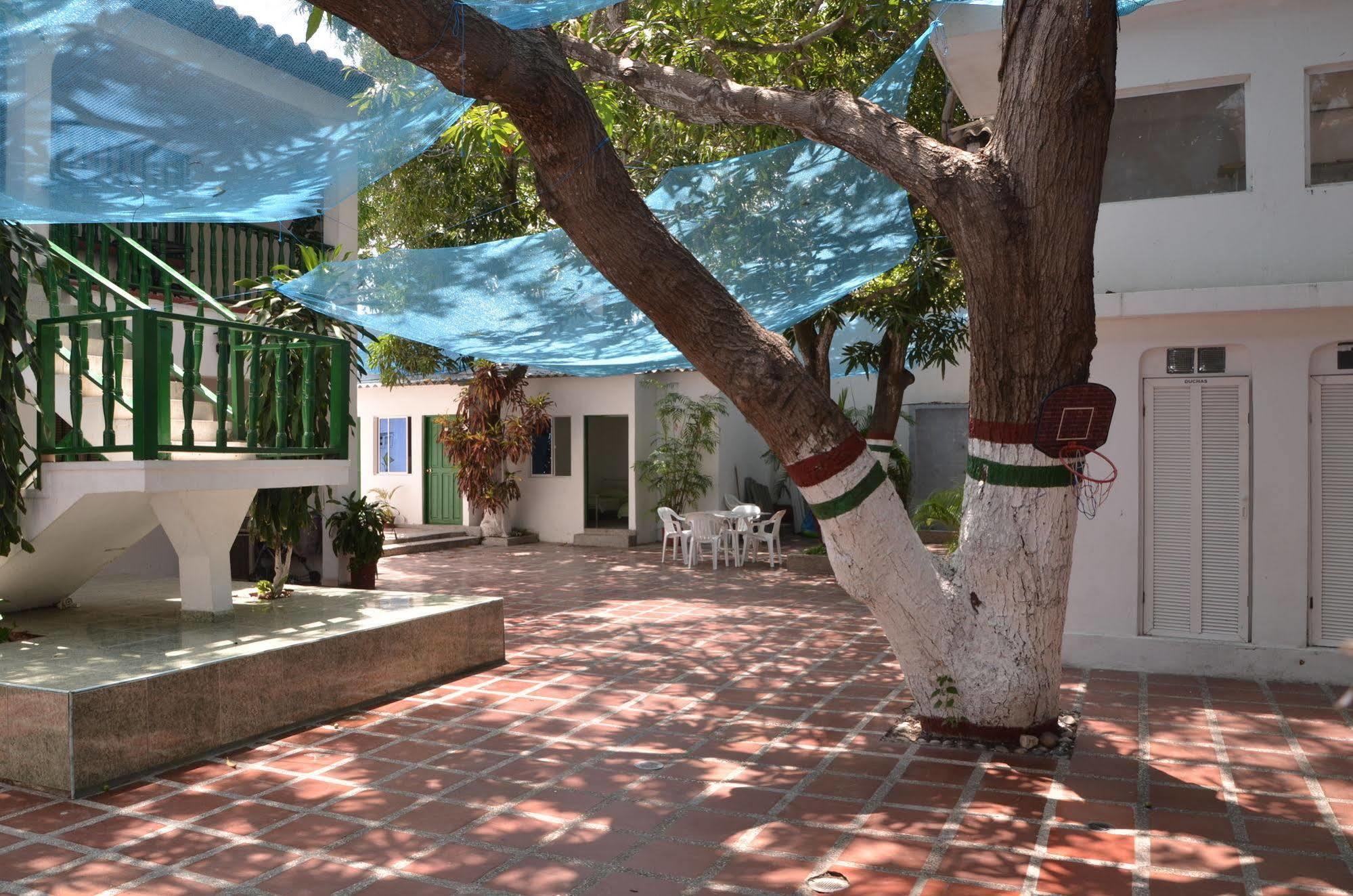 Hotel Vargas Airport Cartagena Exterior foto