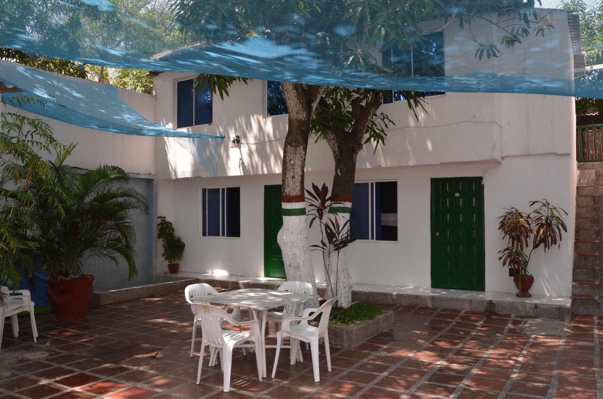 Hotel Vargas Airport Cartagena Exterior foto